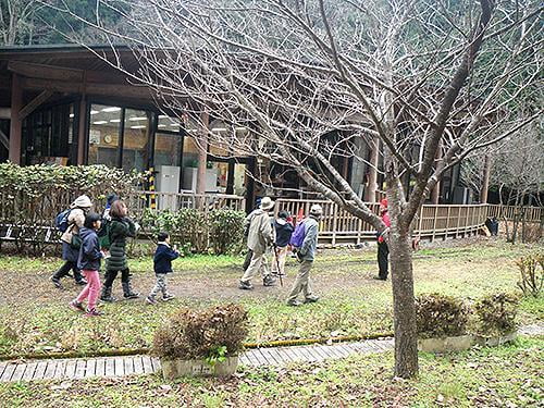 県立国見の森公園プログラム　国見の森自然観察会(冬の国見の生物をみてみよう)