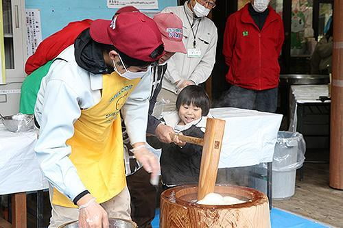 県立国見の森公園プログラム　年末餅つき大会