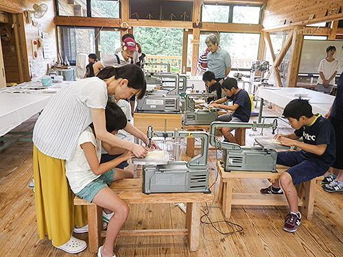 県立国見の森公園プログラム　糸のこクラフト(五月人形)　