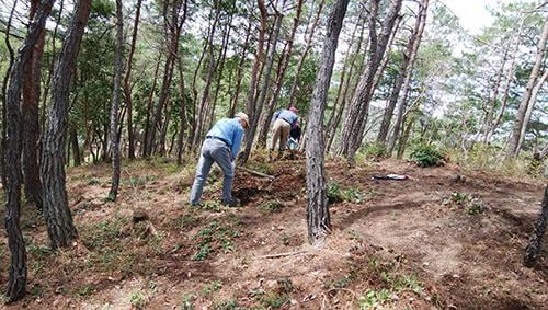 【中止】県立国見の森公園プログラム マツタケ山を整備しよう