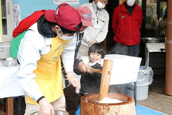 県立国見の森公園プログラム 年末餅つき大会