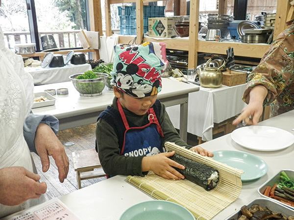 県立国見の森公園プログラム 国見の節分 恵方巻づくり