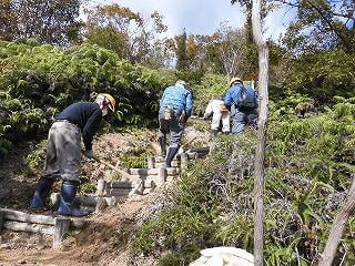 森育の日　登山道整備