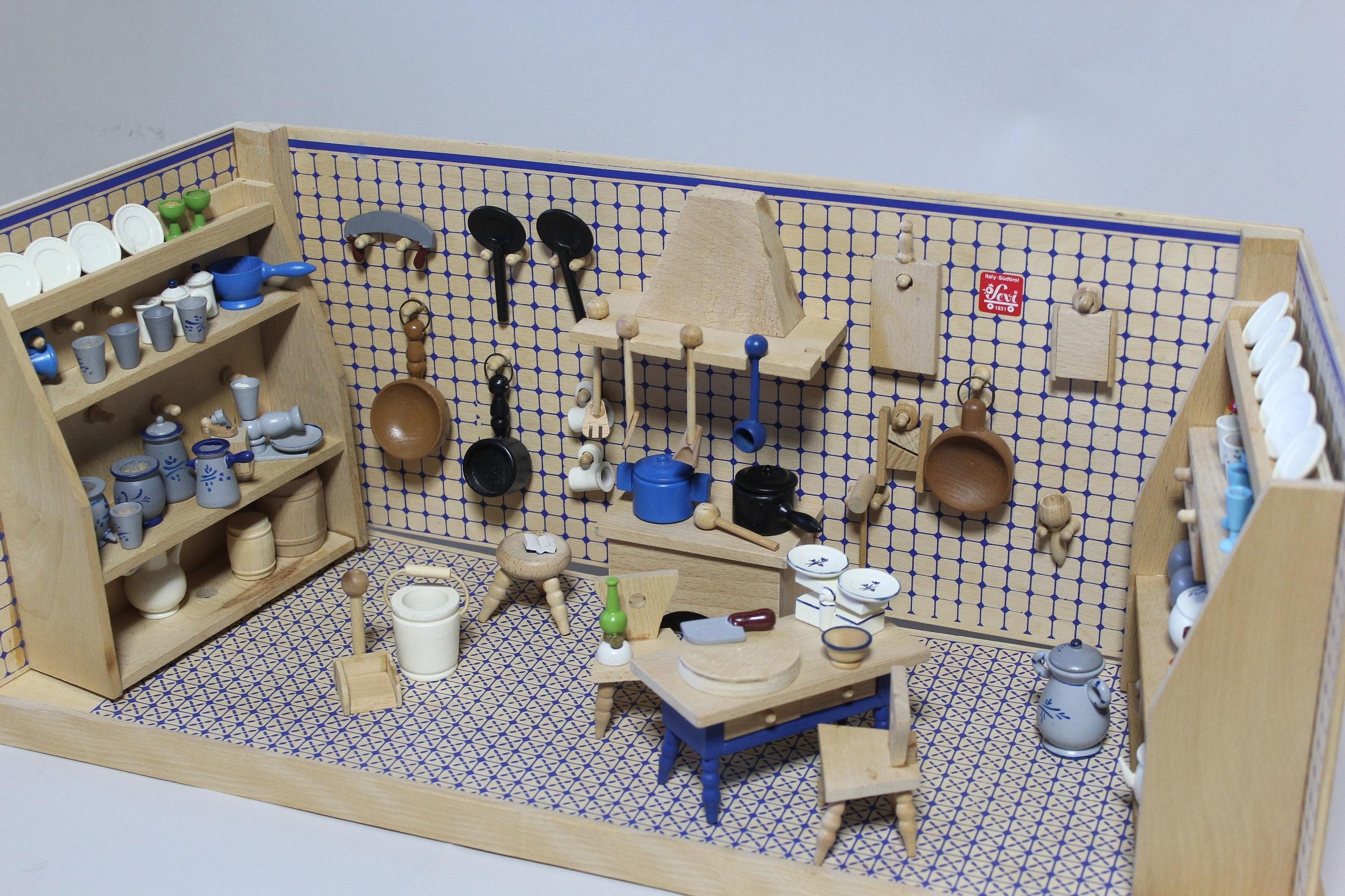 夏秋の特別展「世界のままごと道具～小さな世界のキッチン探訪」