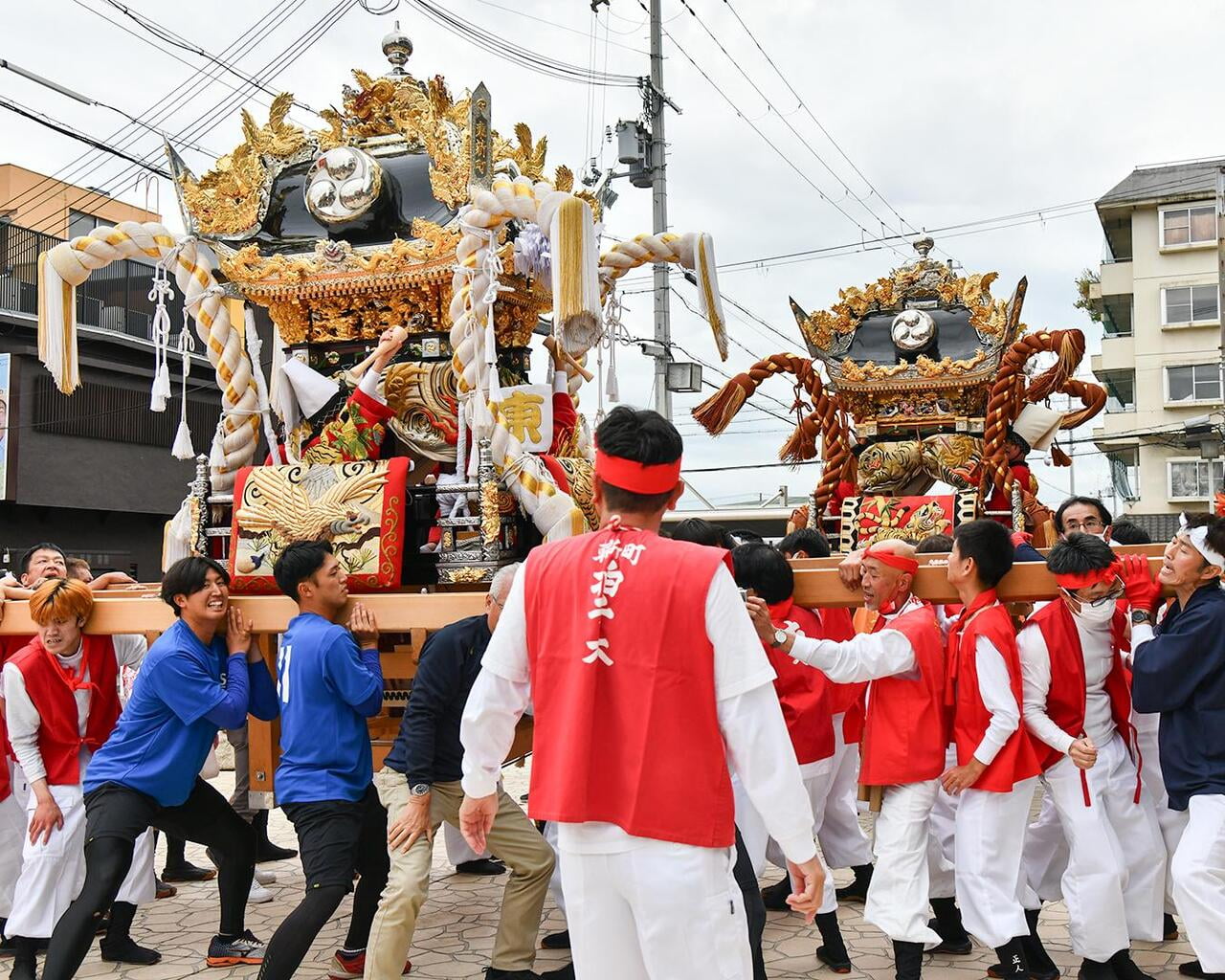 2023年播州秋祭り!YOSHIDA GC、YBS(株)で行われた「東新町」「長町」「吾妻アパート」3町による練りを迫力の写真と共にレポート