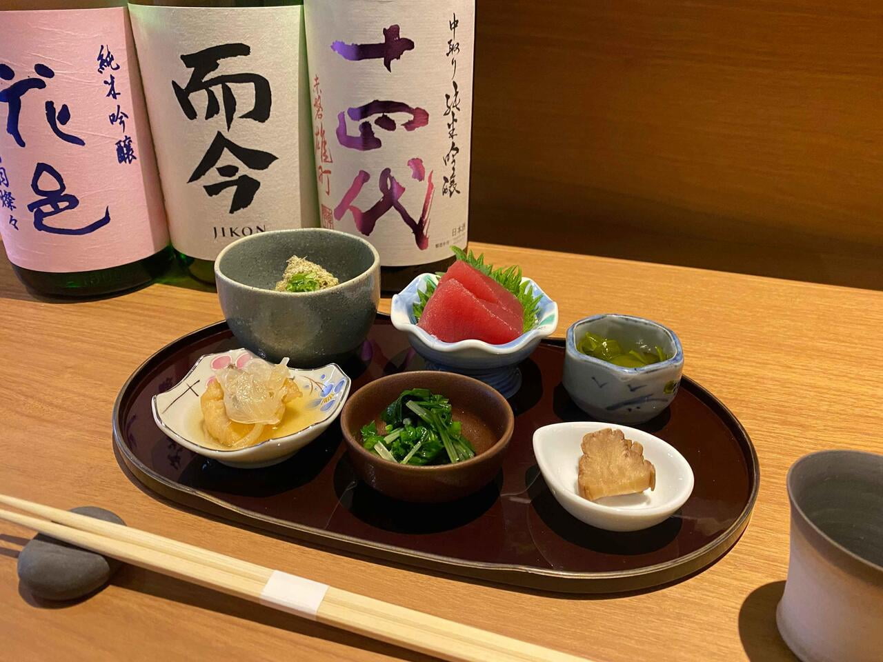 【高砂】日本酒と絶品肴 高砂市に新たな酒場がオープン|酒と肴 荒井町 花澤