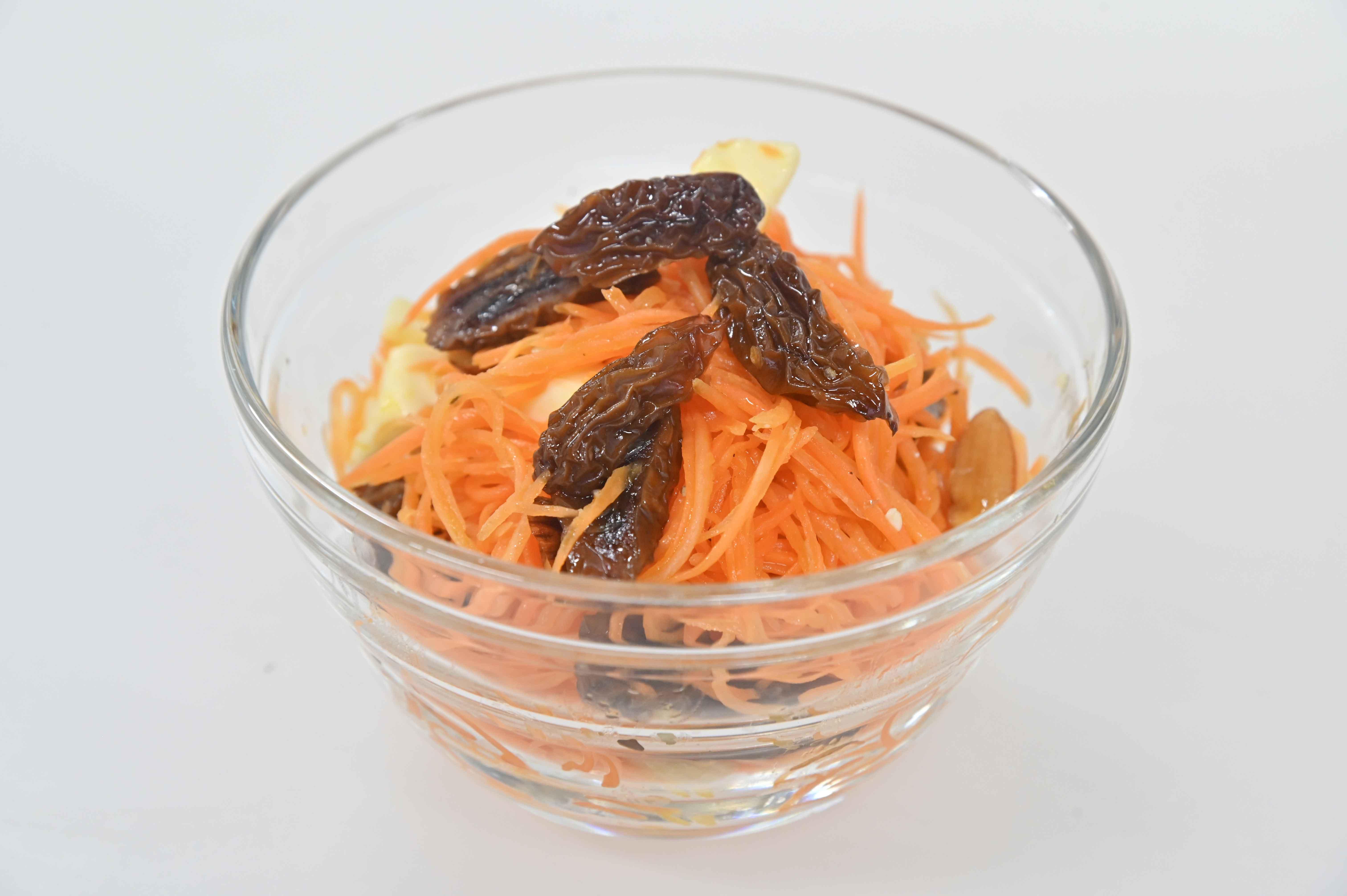 【神河】干しブドウとナッツがゴロっと入った ごちそうにんじんサラダレシピ｜ふるさと納税返礼品