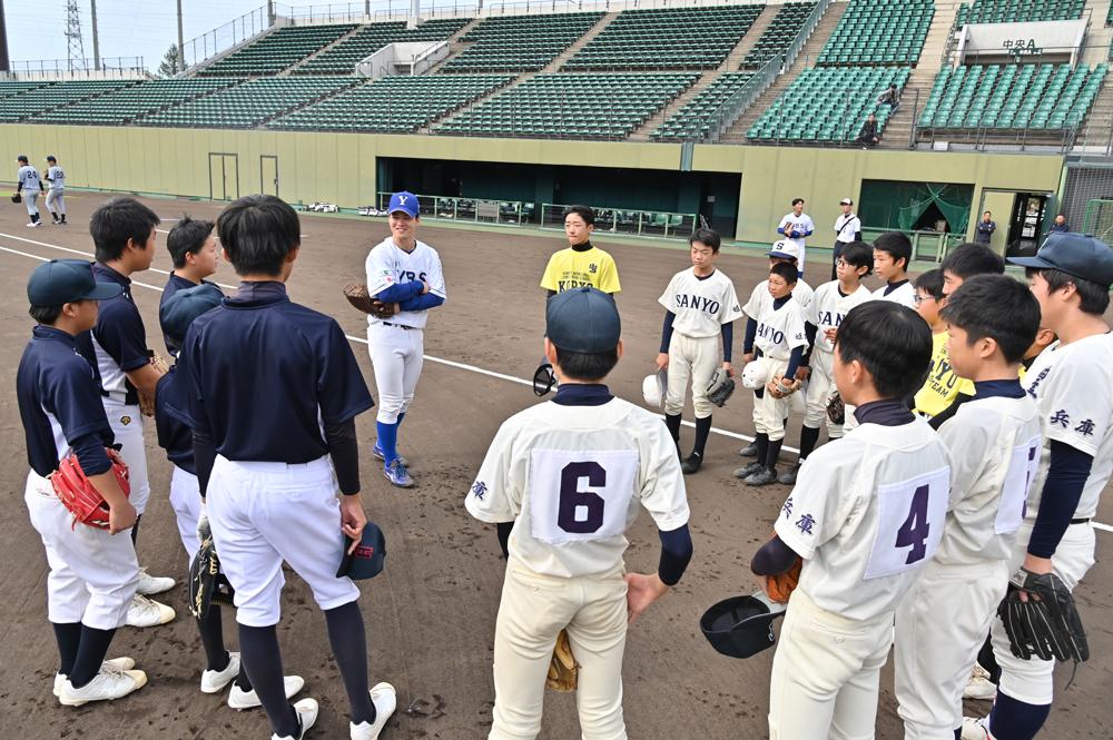 【姫路WINK球場】社会人野球選手から学べる野球教室イベント開催!