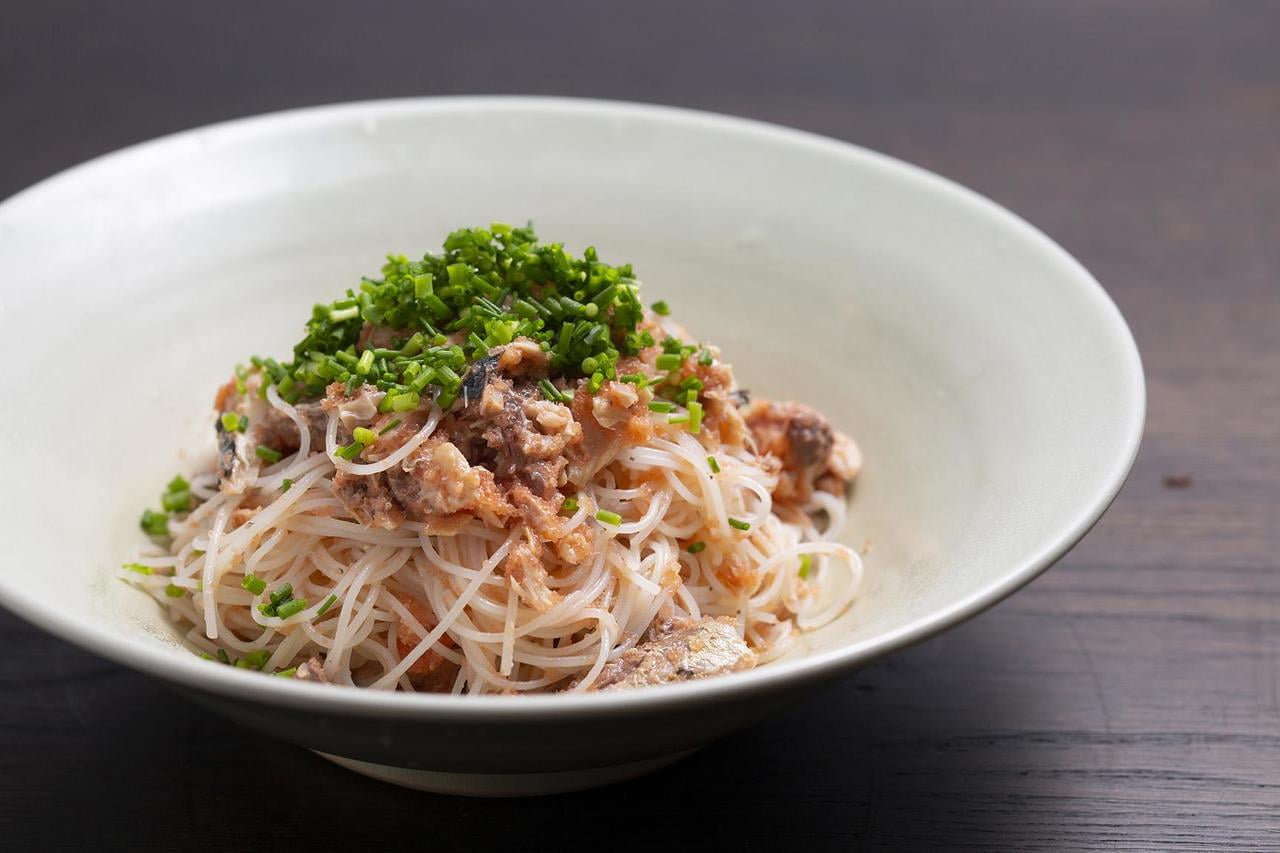 鯖缶とたらこの冷製ビーフンの写真