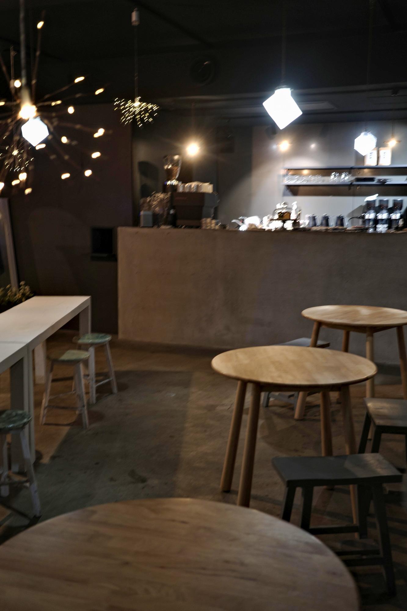 加工済_03_店内.jpg