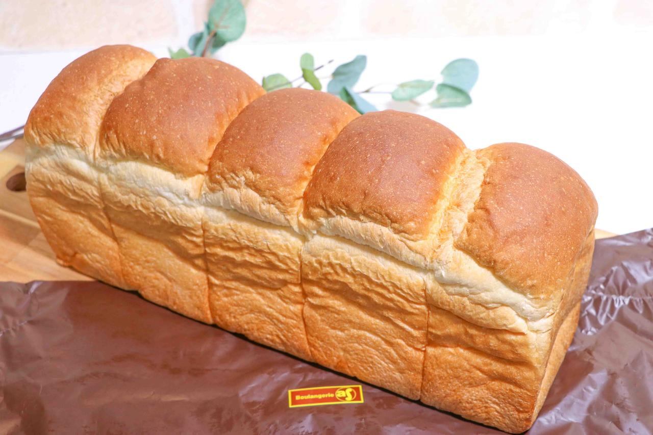 ブーランジェリー アッシュ 食パン全体の写真