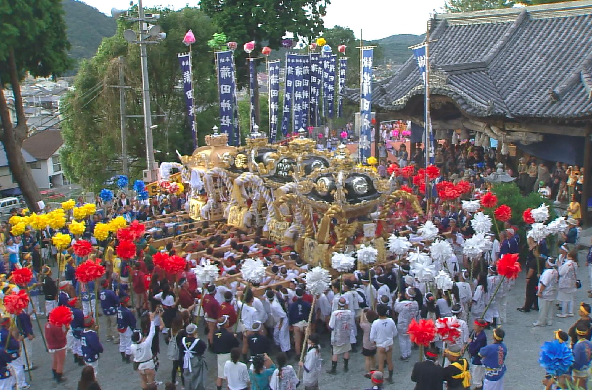 加工済_15-16_matsuri_kamada01.jpg