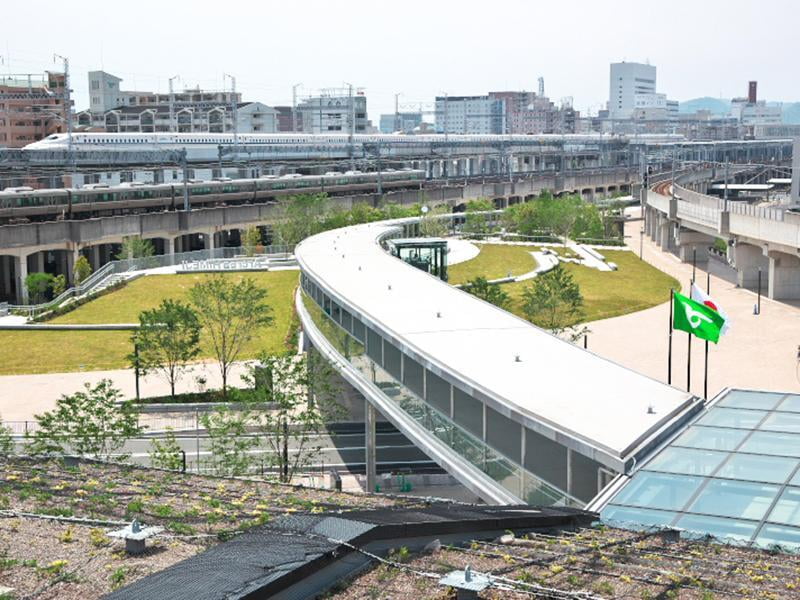 姫路駅からアクリエひめじの直結通路の写真