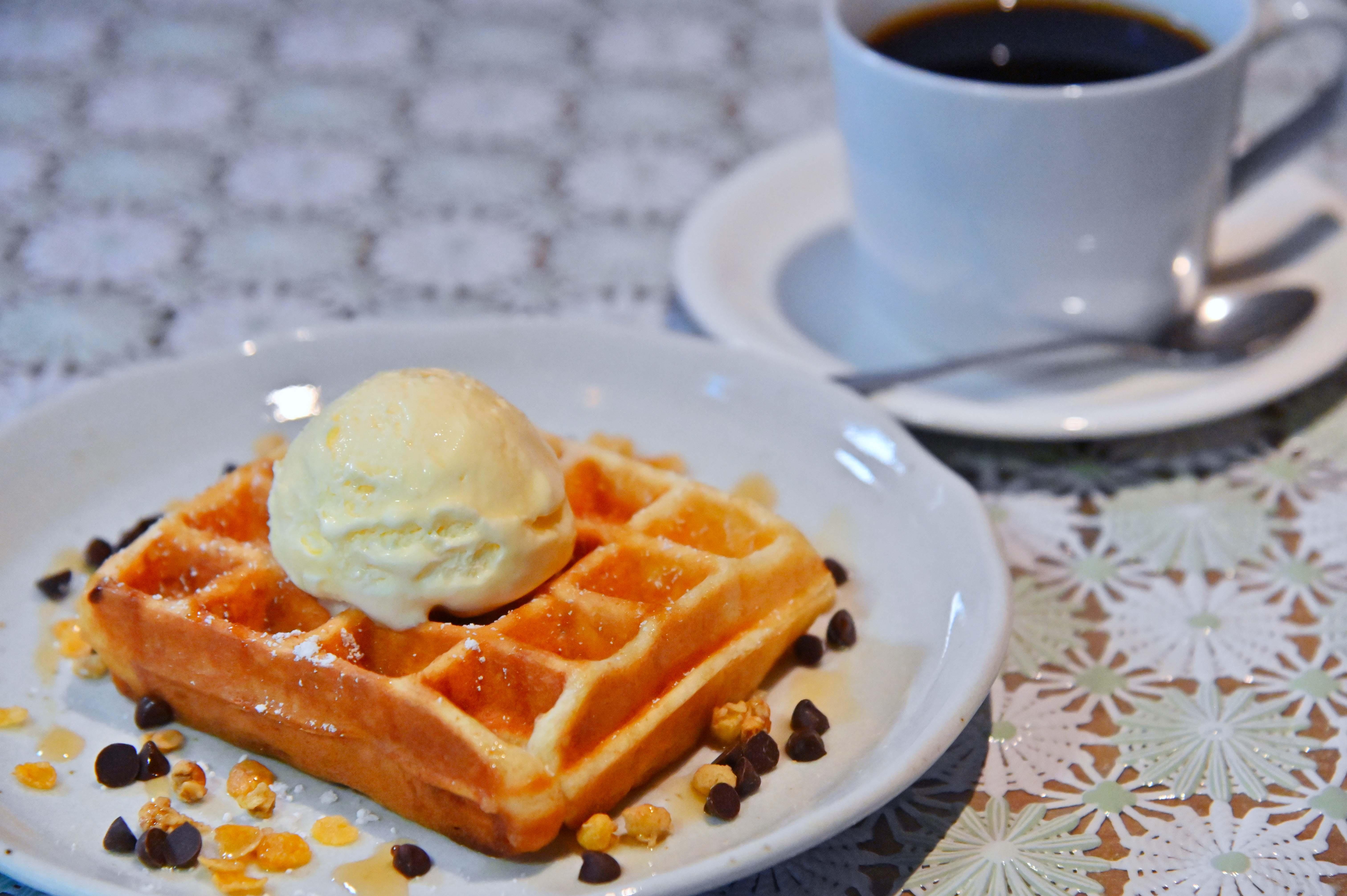 2502_BJontheROAD_CafeLittle_03軽.jpg