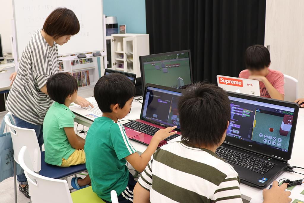 キッズプログラミング(加工済)3.jpg