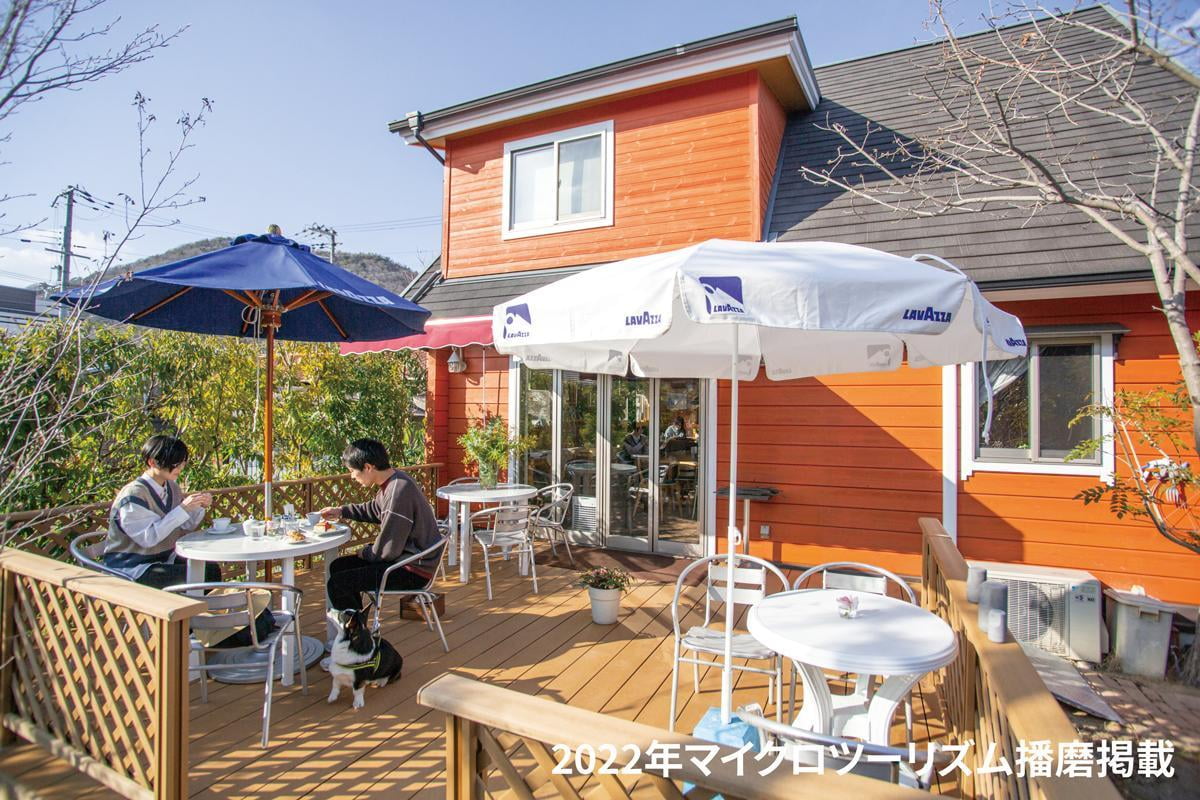 22MM_PUUTEE-Cafe_main_OpenTerrace.jpg