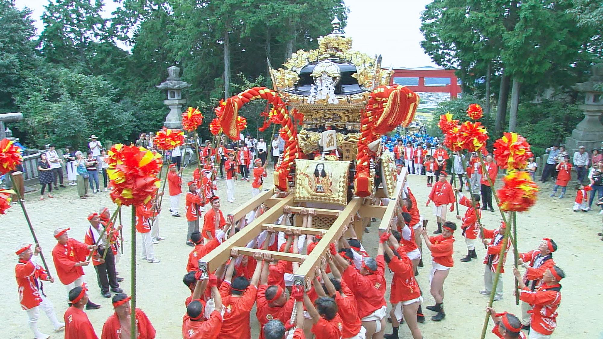 加工済_11-12_matsuri__kabuto-hachiman03.jpg