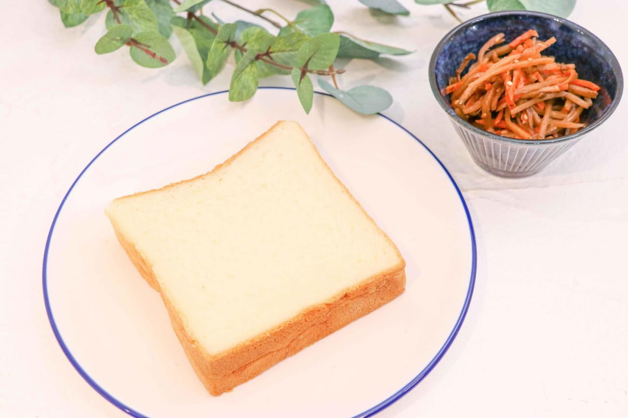 銀座に志かわ 食パンときんぴらの写真