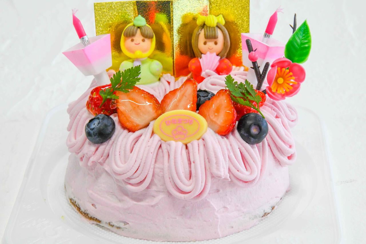 パティスリー　ル・クールのひな祭りスペシャルケーキの写真.jpg