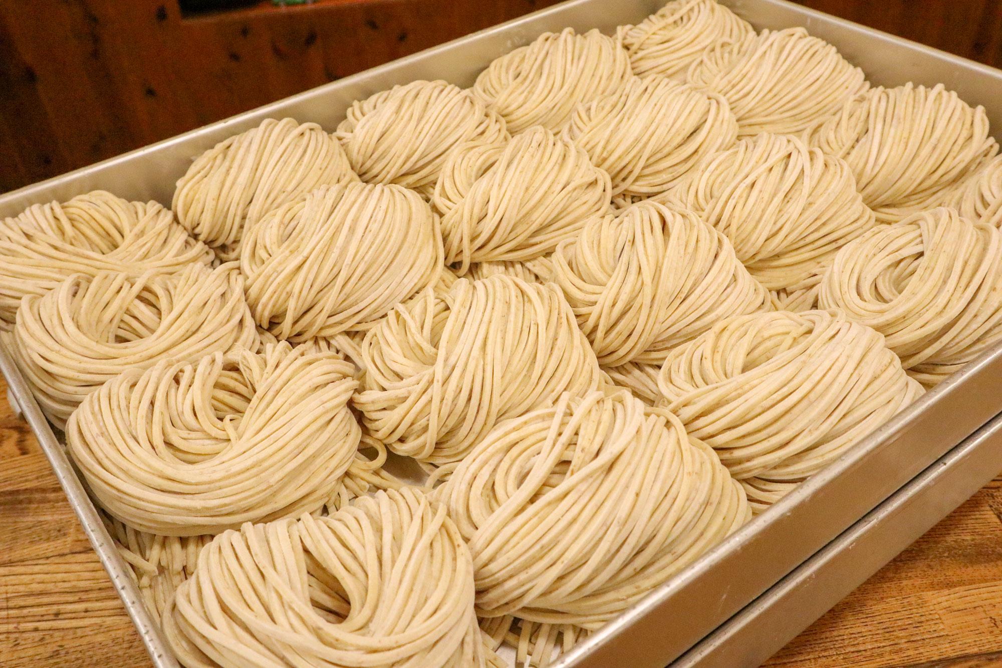 加工済_2501_01_自家製麺_つけ麺-冨_写真03.jpg
