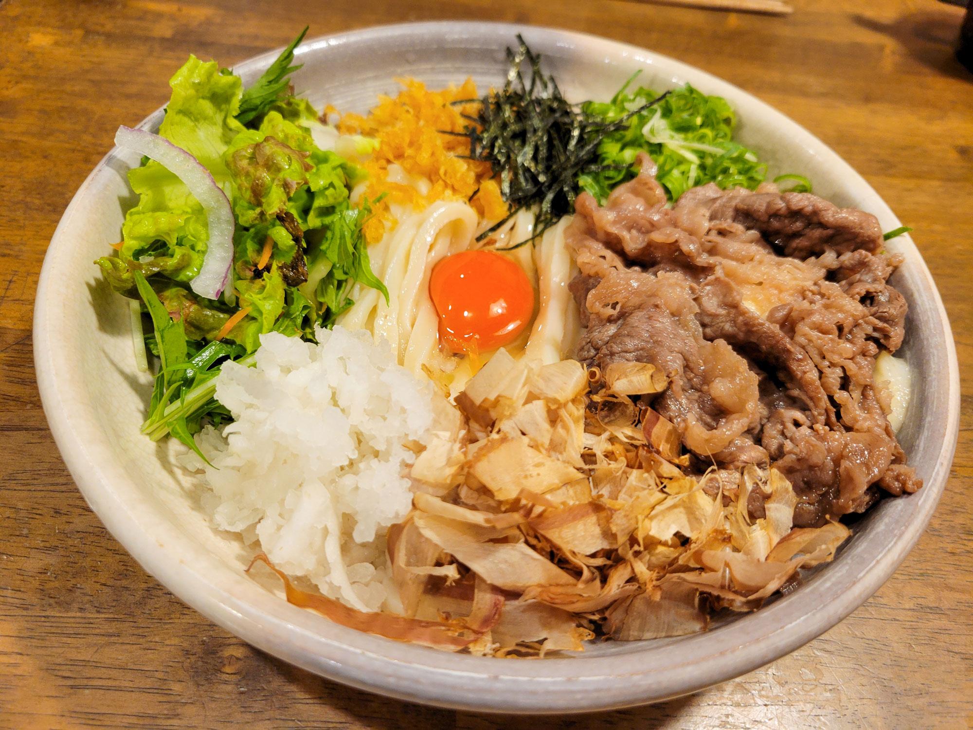 加工済_02_肉玉ぶっかけうどん.jpg