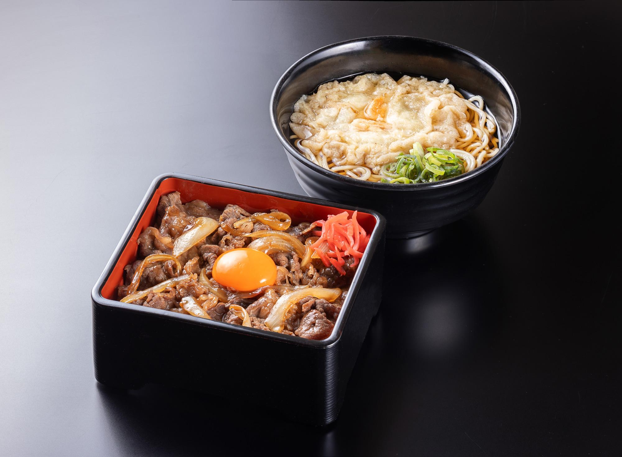 加工済_市川 牛玉すき焼き丼.jpg