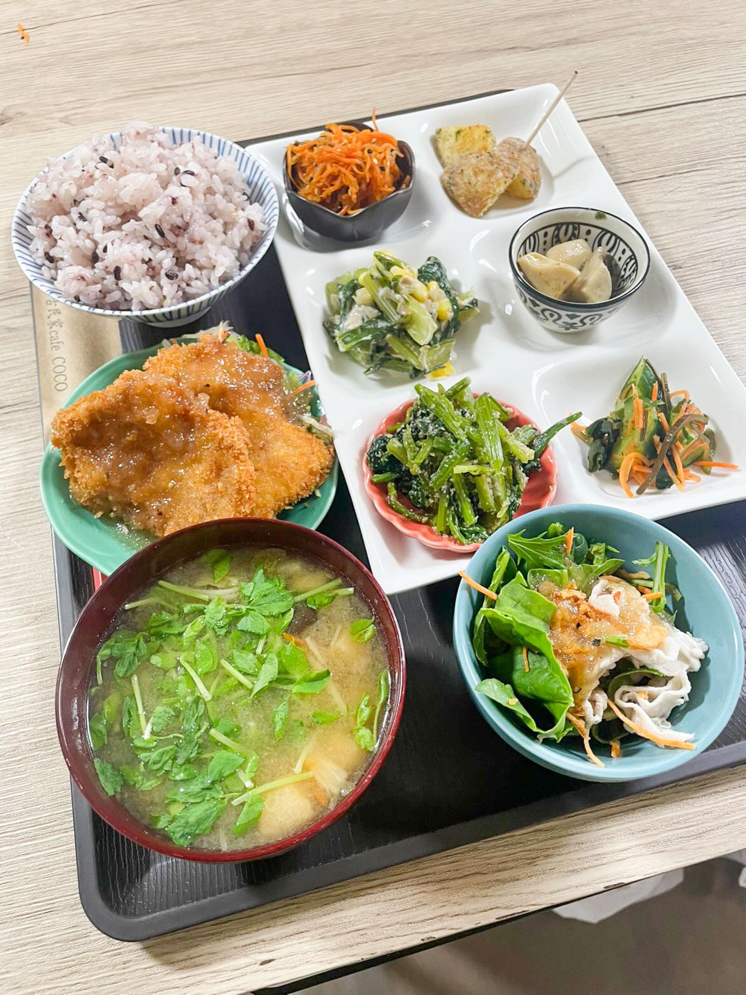 加工済_2507_ひとり○○_古民家カフェCOCO_main.jpg