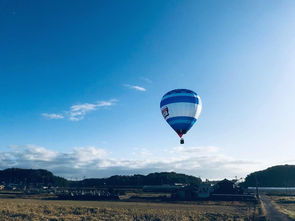 気球が飛ぶ加西市の写真