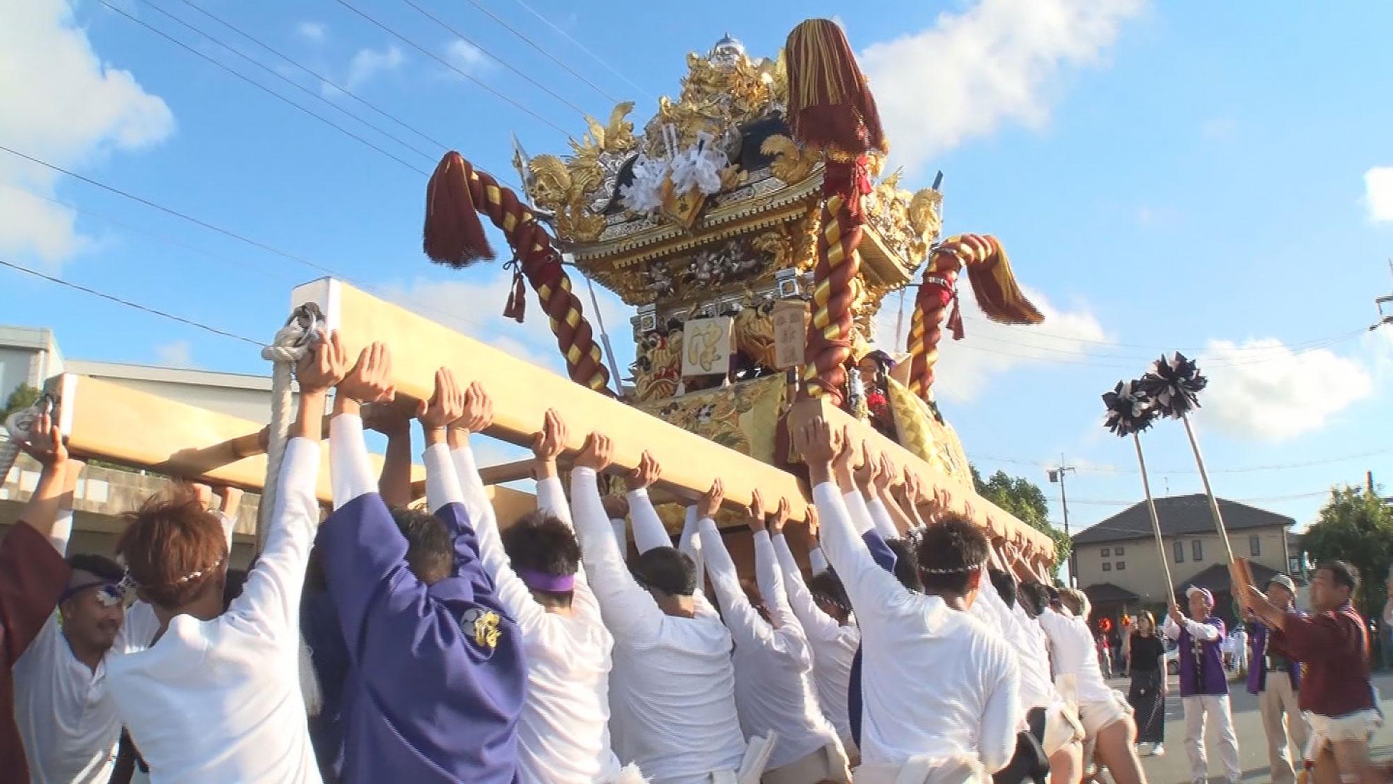 加工済_11-12_matsuri__kabuto-hachiman01.jpg