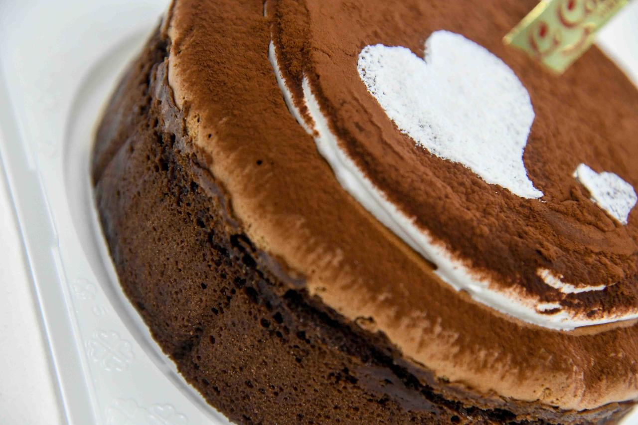パティスリー　ル・クールの人気ケーキ蒸し焼きショコラの写真.jpg