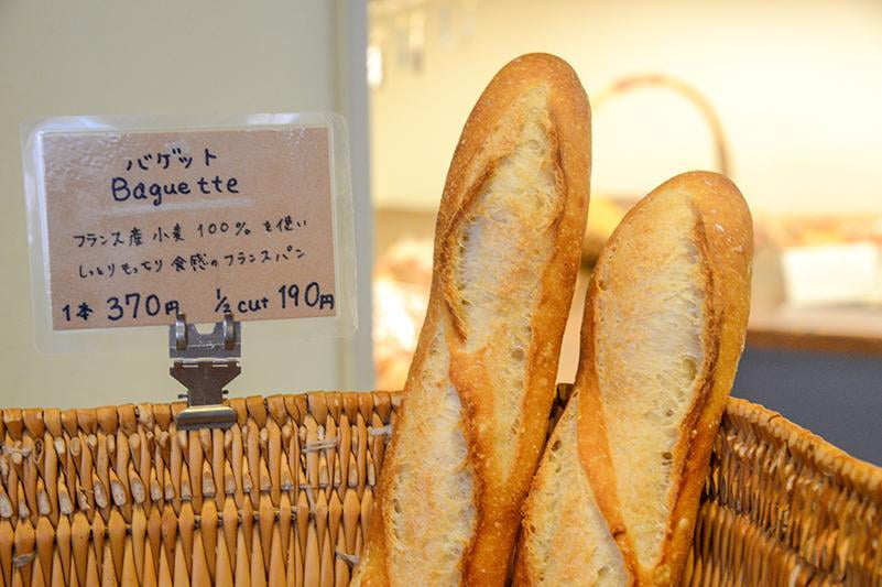 神戸市ブランジェリ・ラ・リュンヌのフランスパン.jpg