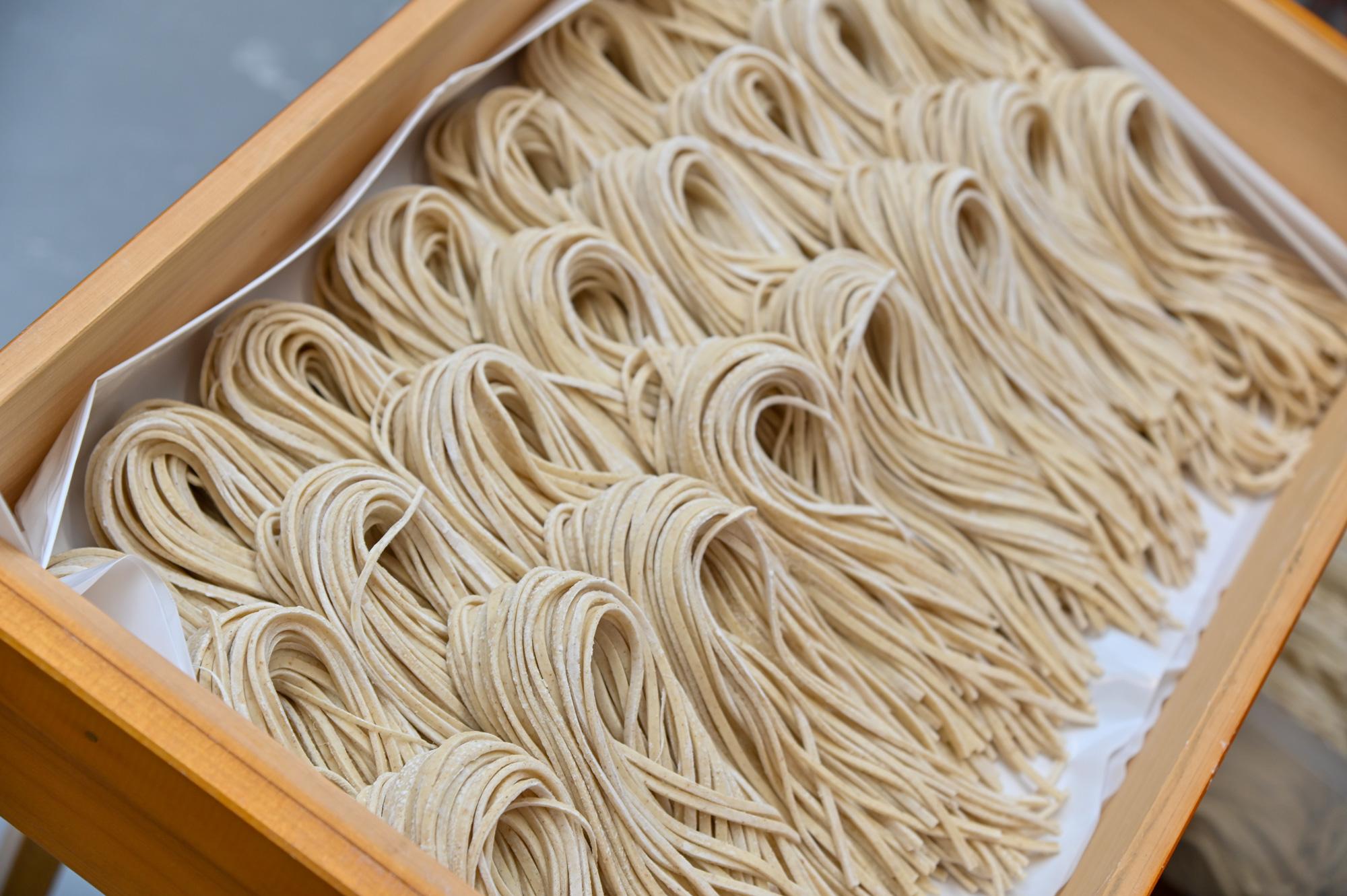 加工済_25_01_無心ですすりたい自家製めん_桐麺_sub2.jpg