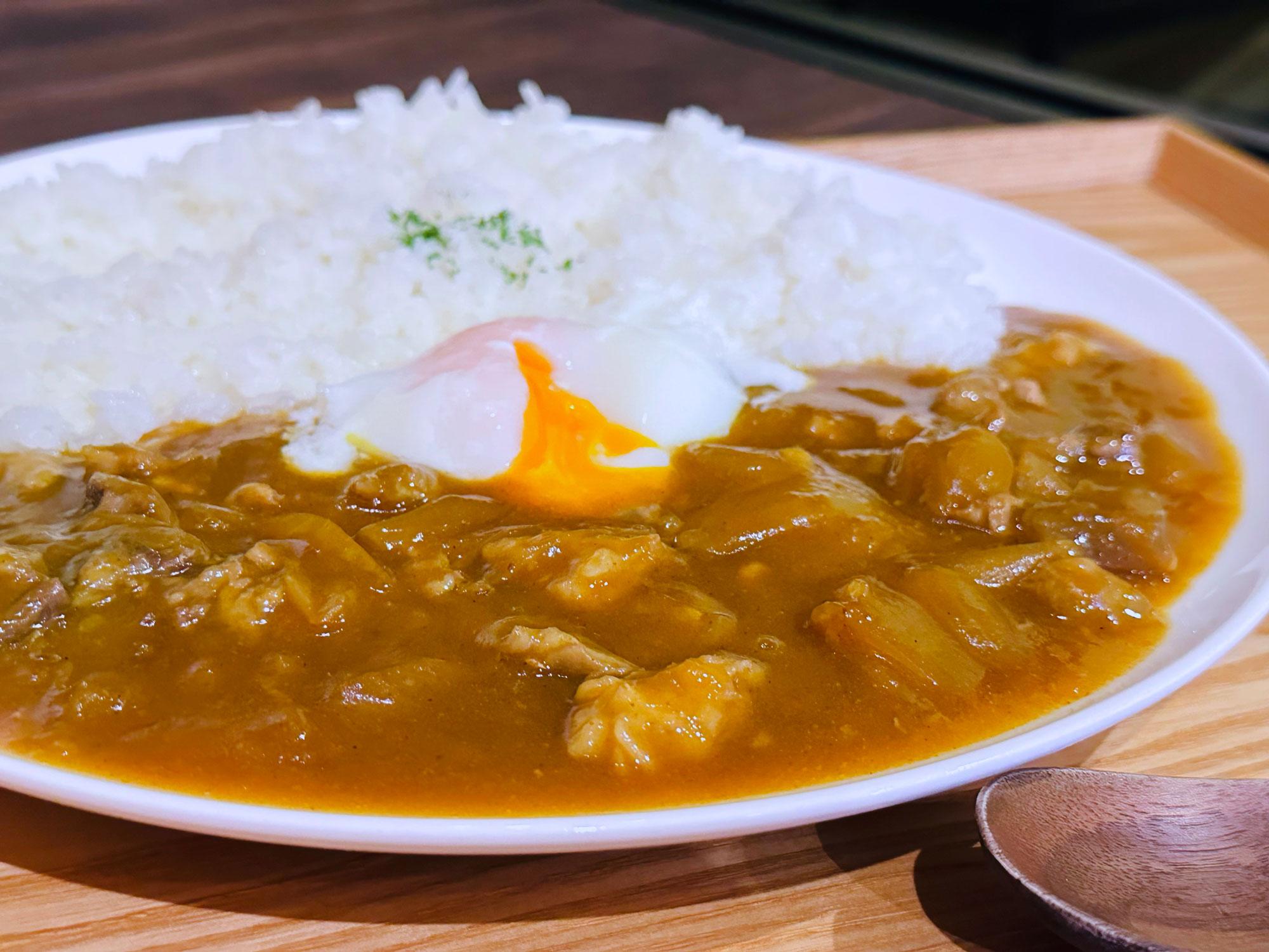 加工済_2606_カレー専門店だいちゃん_メインカット.jpg