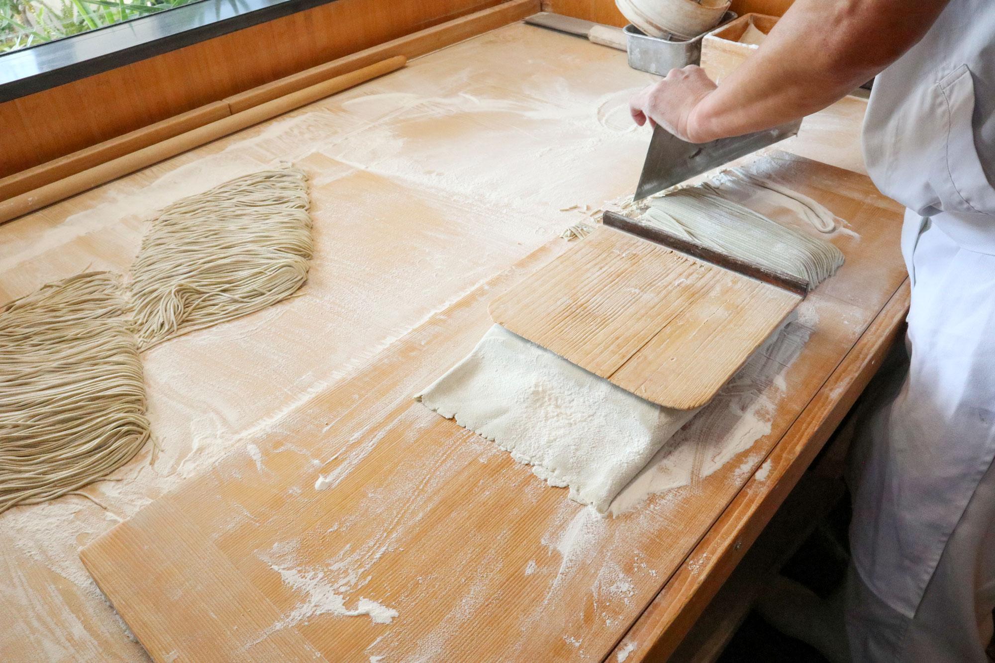 加工済_2501_自家製麵_御座候(蕎麦)_写真03.jpg
