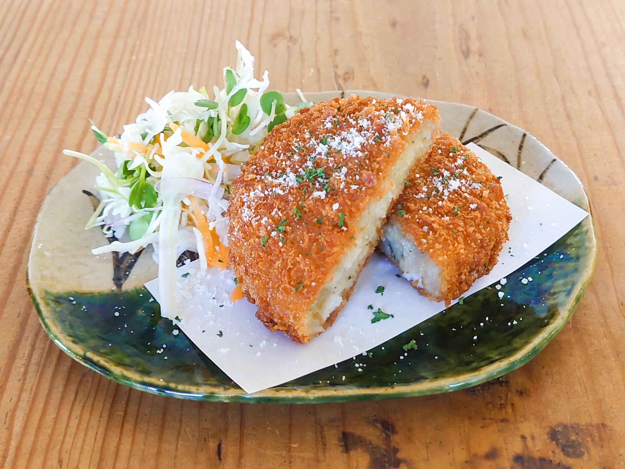 加工済_02_牡蠣クリーミーコロッケ②.jpg
